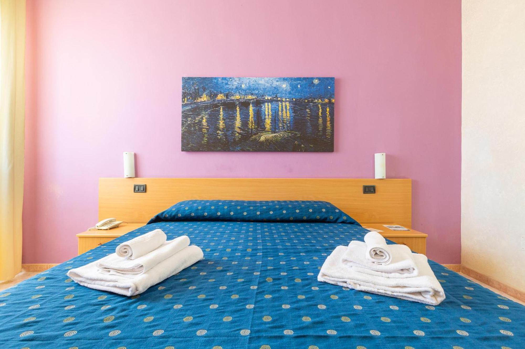 פורטו צ'זראו Hotel Il Riccio מראה חיצוני תמונה