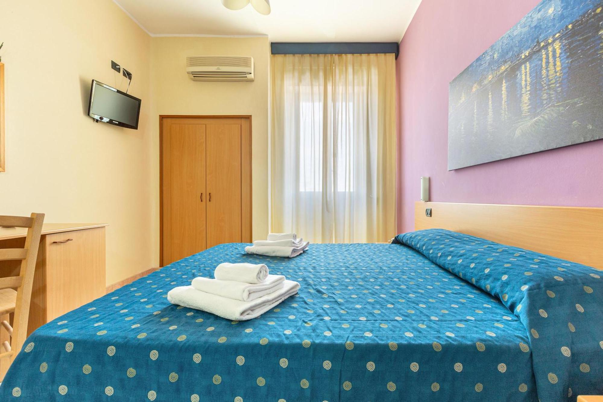 פורטו צ'זראו Hotel Il Riccio מראה חיצוני תמונה
