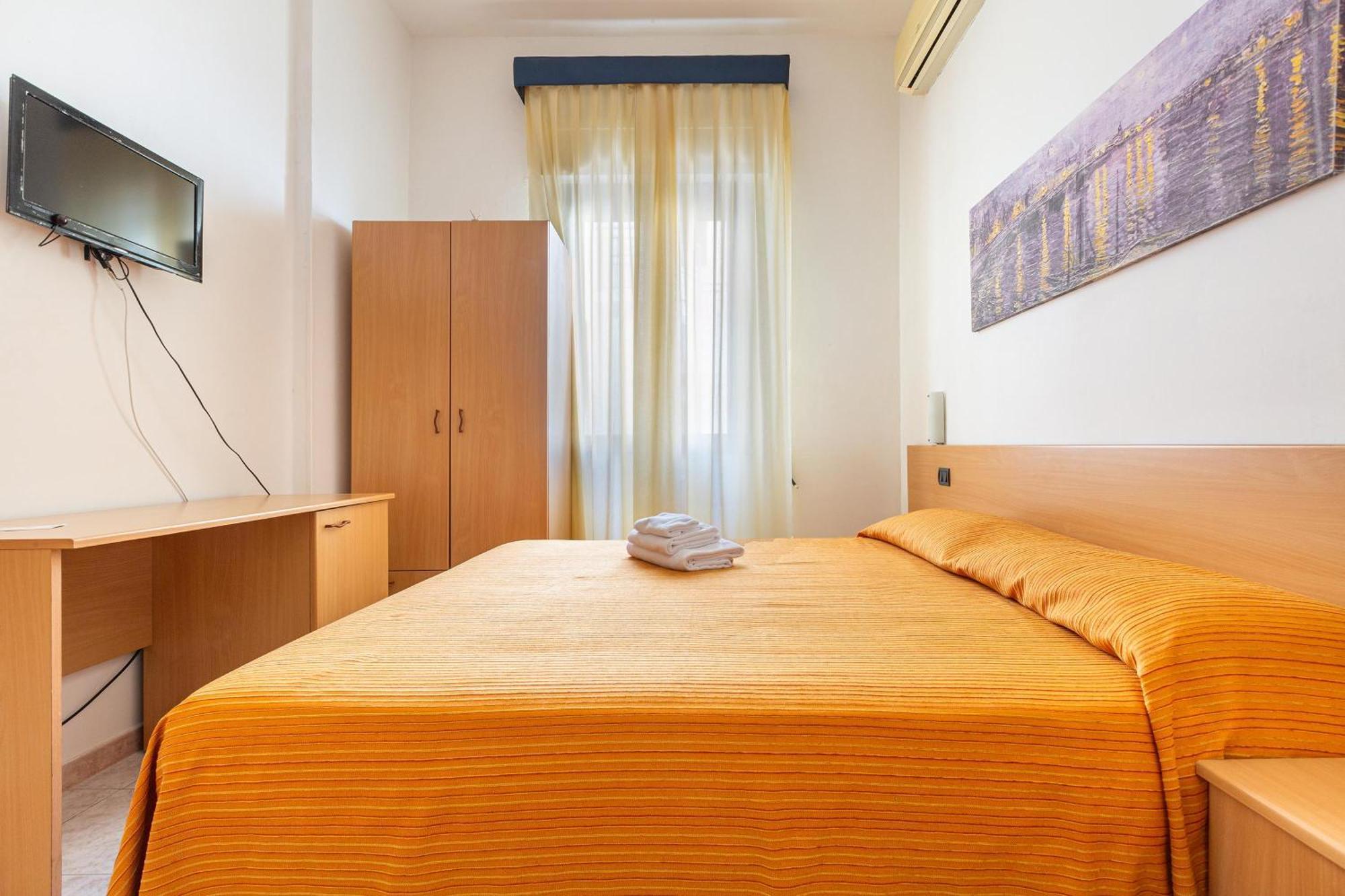 פורטו צ'זראו Hotel Il Riccio מראה חיצוני תמונה